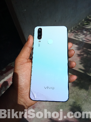 Vivo y17